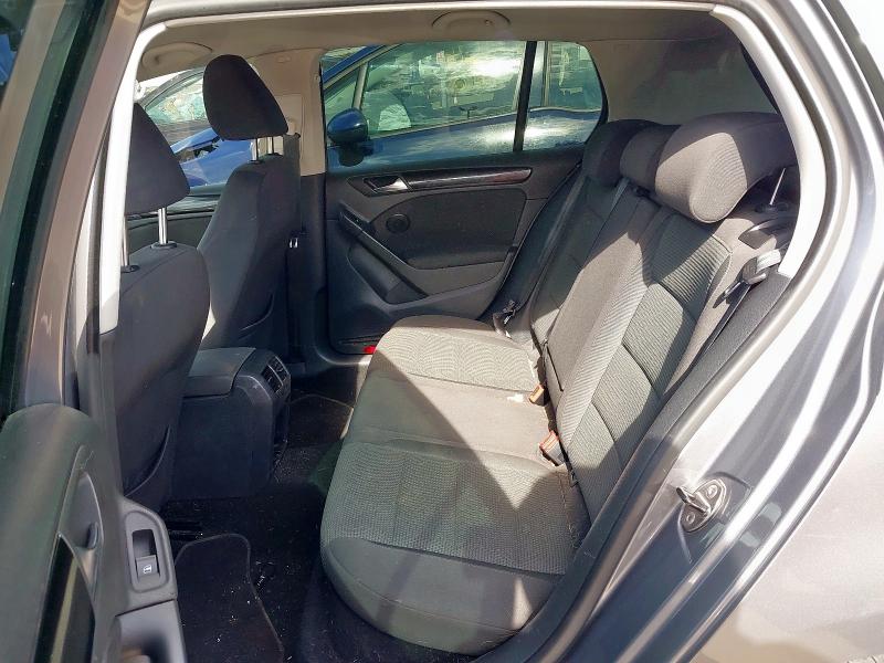 2010 VOLKSWAGEN GOLF SE TDI 140 S-A 