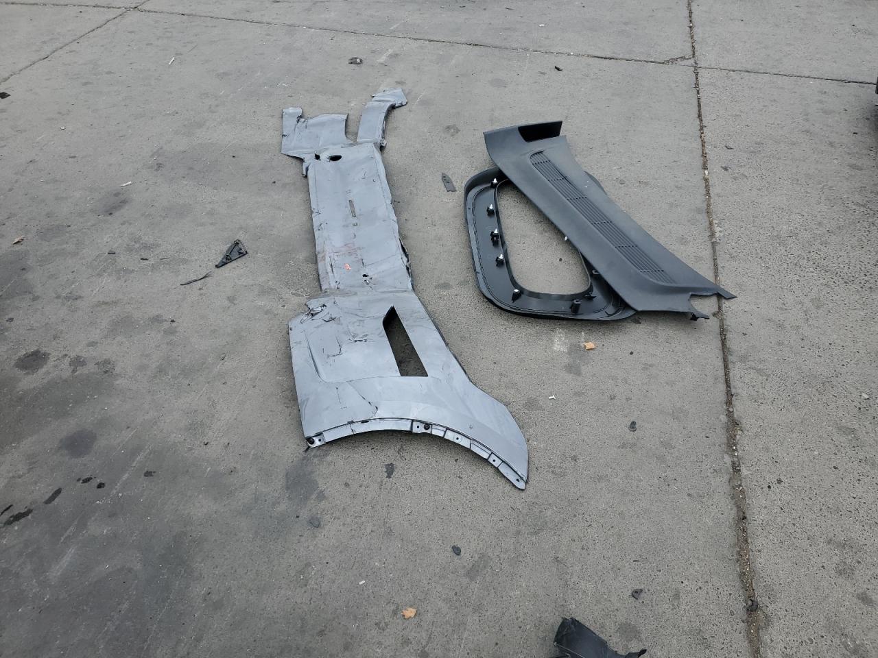 2026 Tesla Model Y VIN: 7SAYGDEE5TF328842 Lot: 84626895