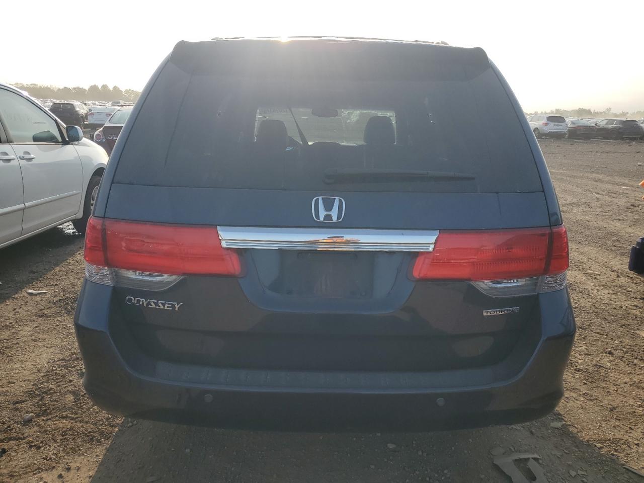 2010 Honda Odyssey Touring VIN: 5FNRL3H96AB079177 Lot: 72098375