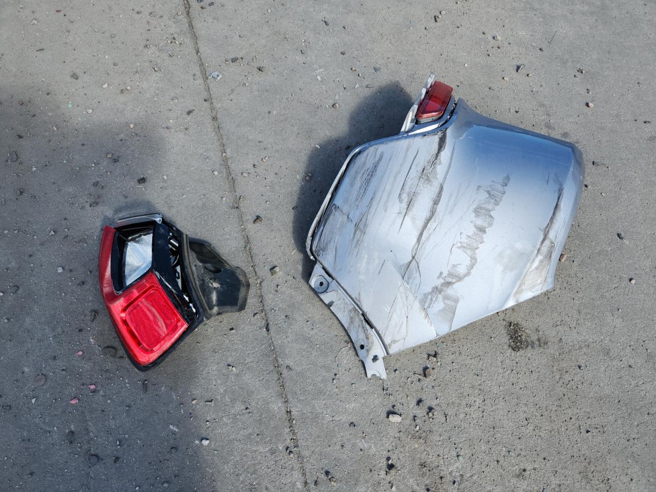 2019 Jeep Cherokee Latitude Plus VIN: 1C4PJMLBXKD343071 Lot: 81866585