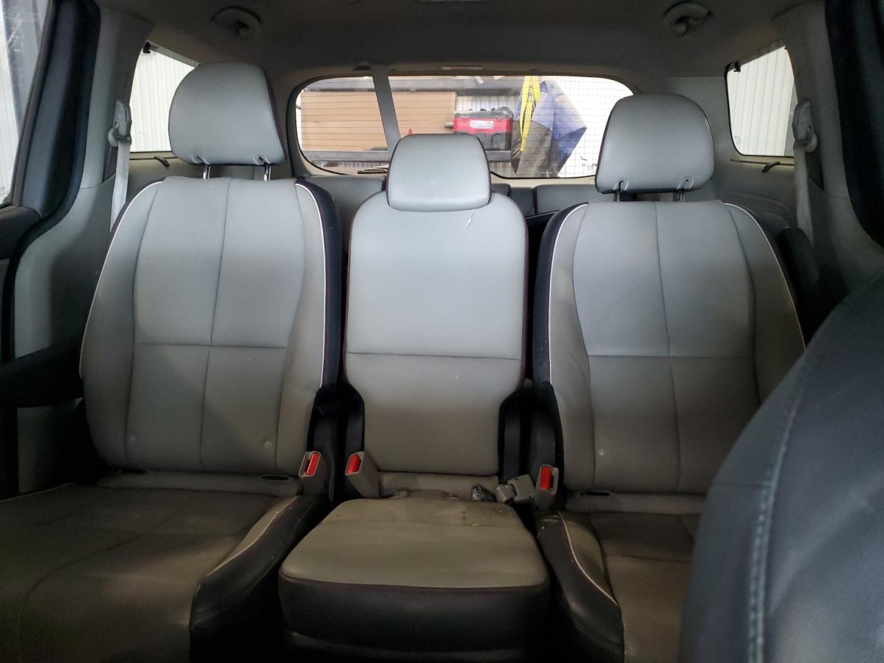 2018 Kia Sedona Ex VIN: KNDMC5C17J6386828 Lot: 71177675