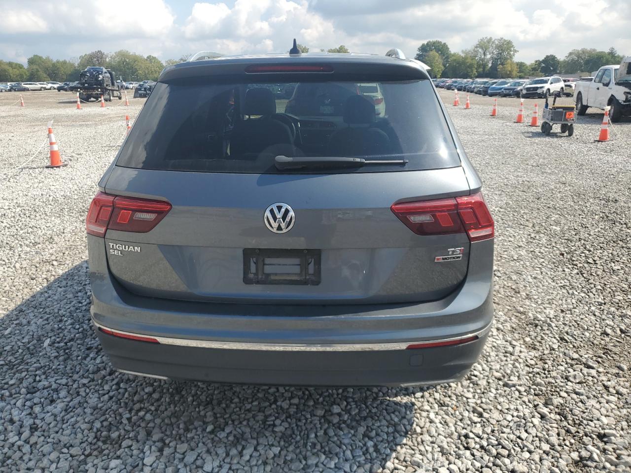 2018 Volkswagen Tiguan Sel Premium VIN: 3VV4B7AX3JM185323 Lot: 81655495