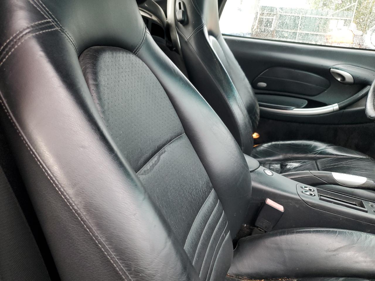 2001 Porsche Boxster S VIN: WP0CB29891U660916 Lot: 71456855