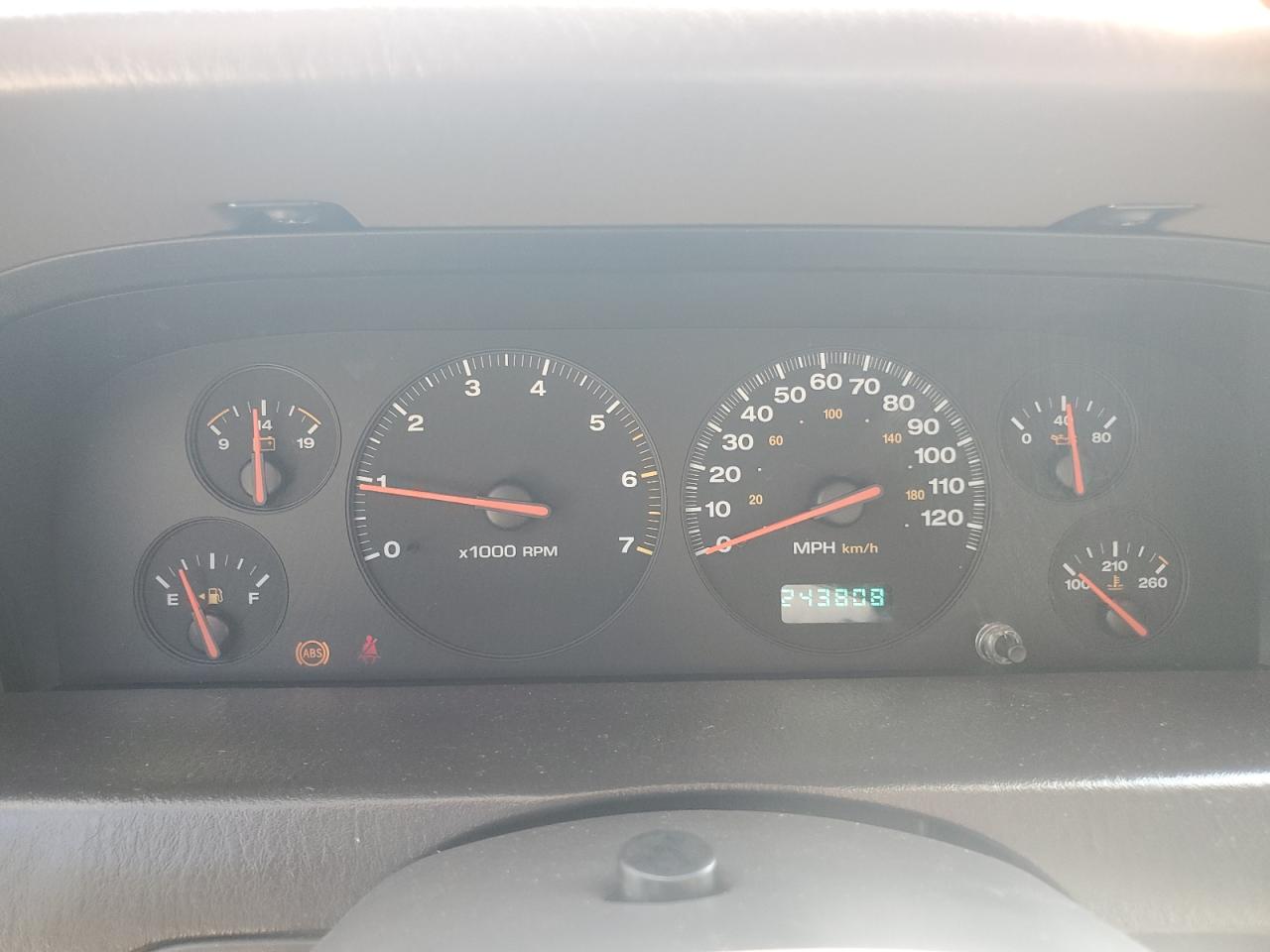 2000 Jeep Grand Cherokee Laredo VIN: 1J4G248S3YC423973 Lot: 72085005