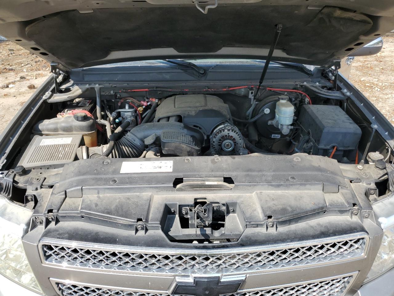 2008 Chevrolet Tahoe K1500 VIN: 1GNFK13048R114801 Lot: 81328945