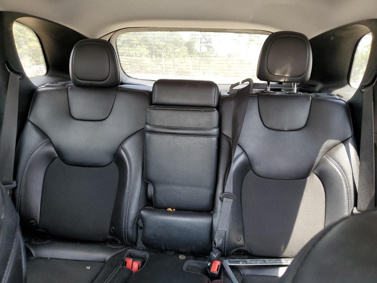 2019 Jeep Cherokee Latitude Plus VIN: 1C4PJLLB6KD333227 Lot: 71832115