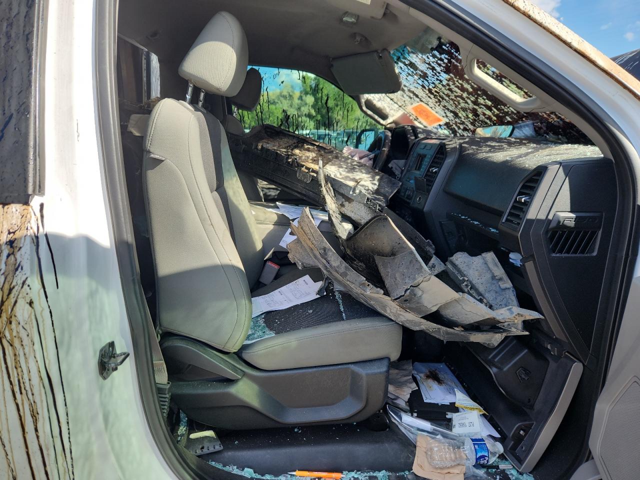 2017 Ford F150 VIN: 1FTMF1E88HKC37565 Lot: 80818775