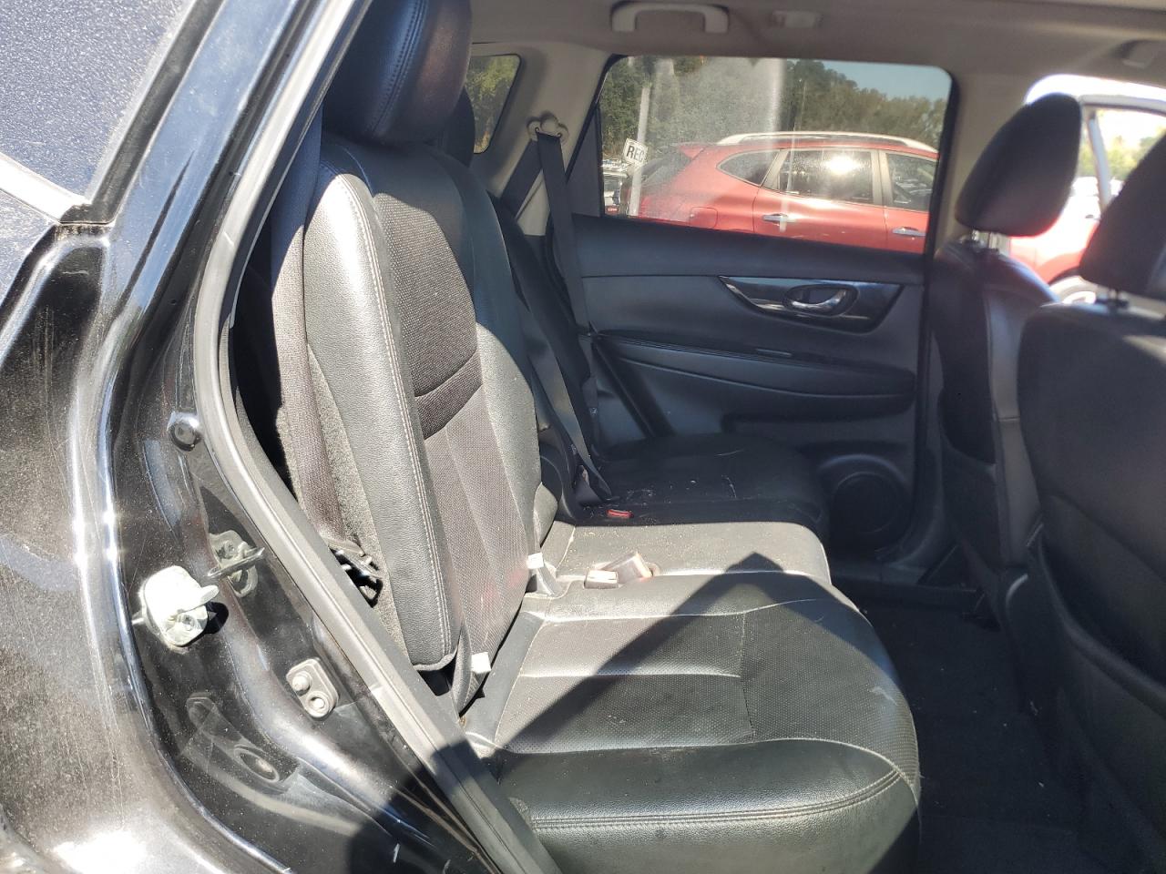 2019 Nissan Rogue S VIN: 5N1AT2MV2KC828299 Lot: 80450645