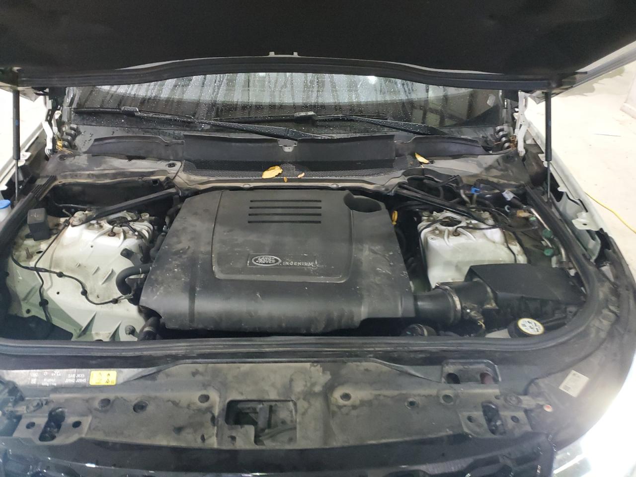 2023 Land Rover Discovery S R-Dynamic VIN: SALRT2EXXP2472519 Lot: 83755235