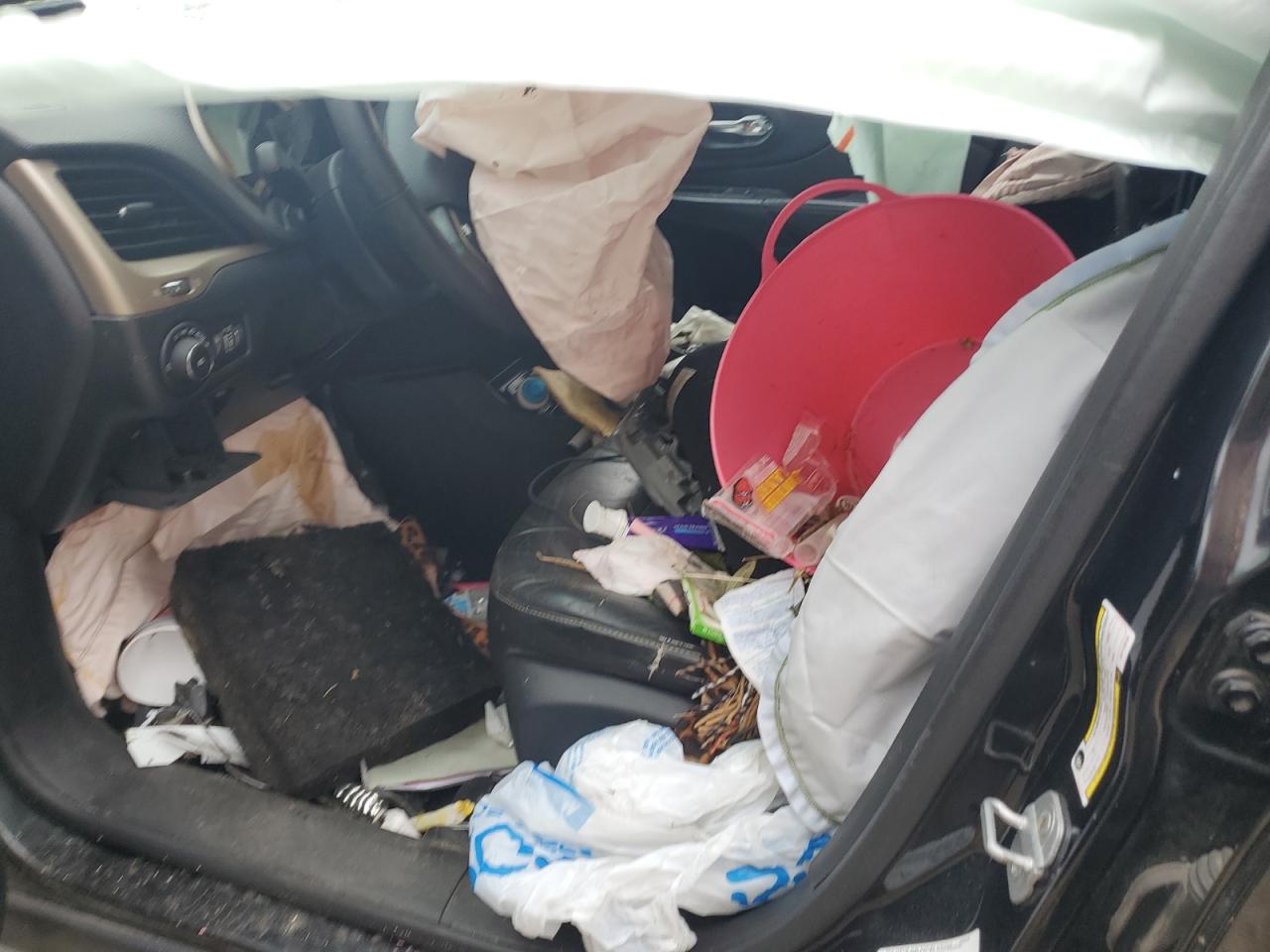 2014 Jeep Cherokee Limited VIN: 1C4PJLDB8EW113319 Lot: 81581505