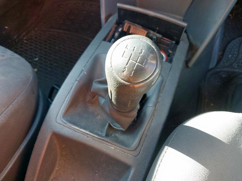 2005 VOLKSWAGEN POLO E 