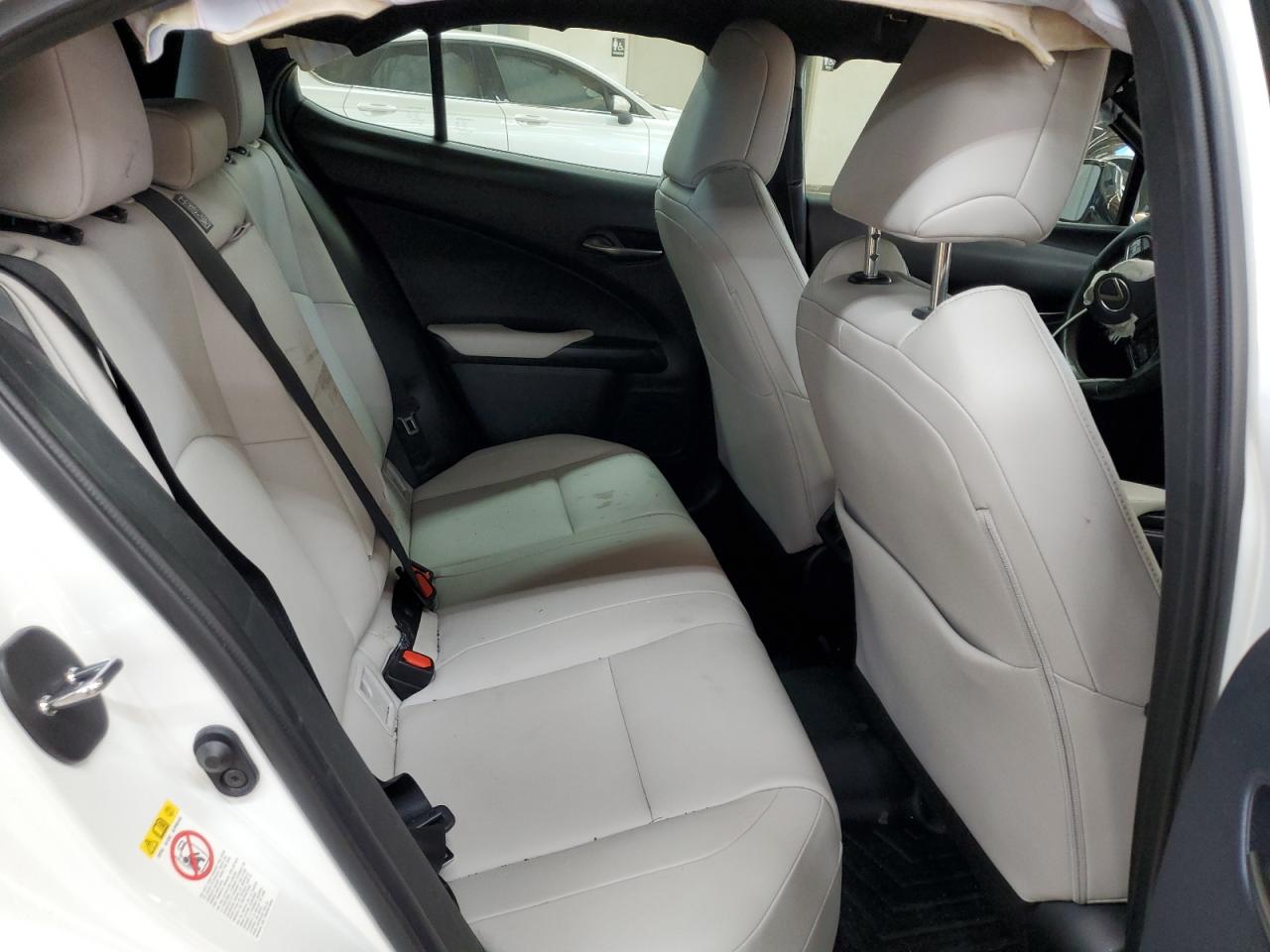 2019 Lexus Ux 200 VIN: JTHY3JBH9K2017081 Lot: 81448935