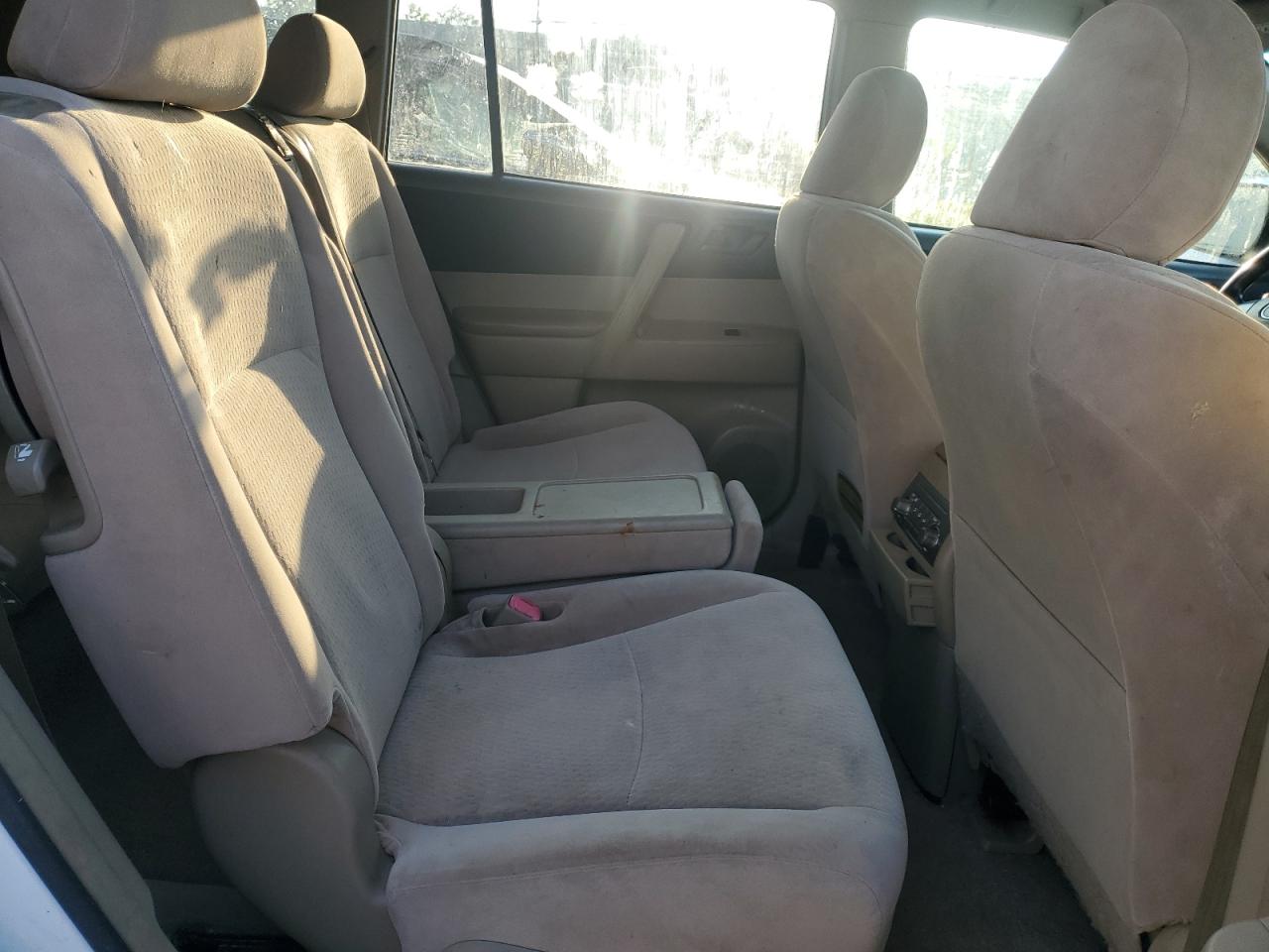 2010 Toyota Highlander VIN: JTEZA3EH2A2010275 Lot: 84210645