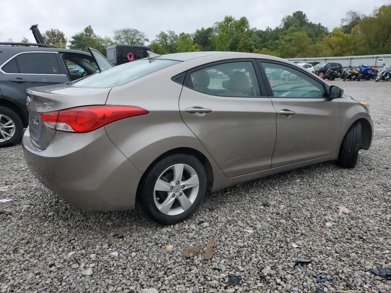 2013 Hyundai Elantra Gls beige  gas 5NPDH4AE0DH206097 photo #4