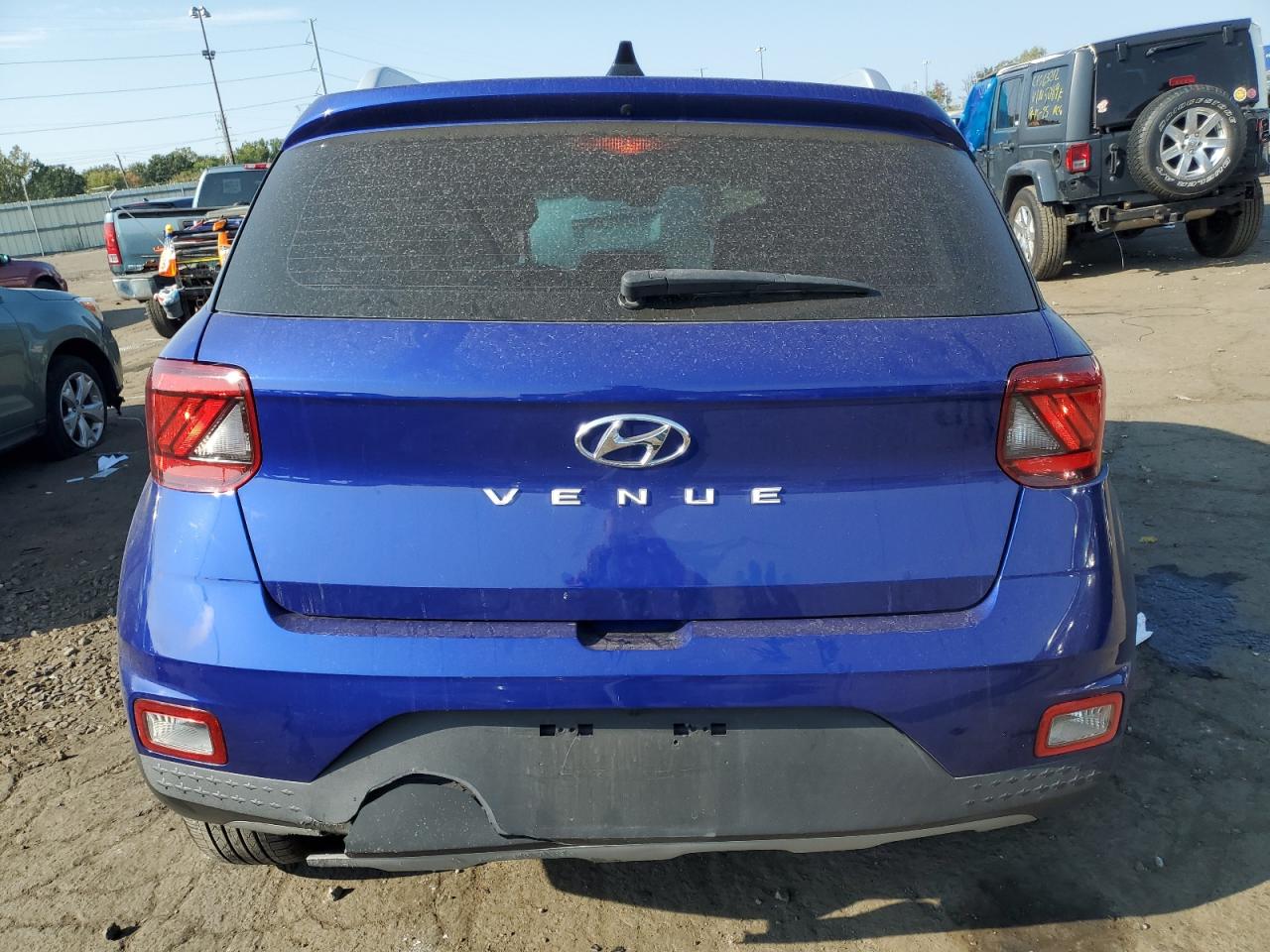 2022 Hyundai Venue Sel VIN: KMHRC8A35NU208067 Lot: 81024465