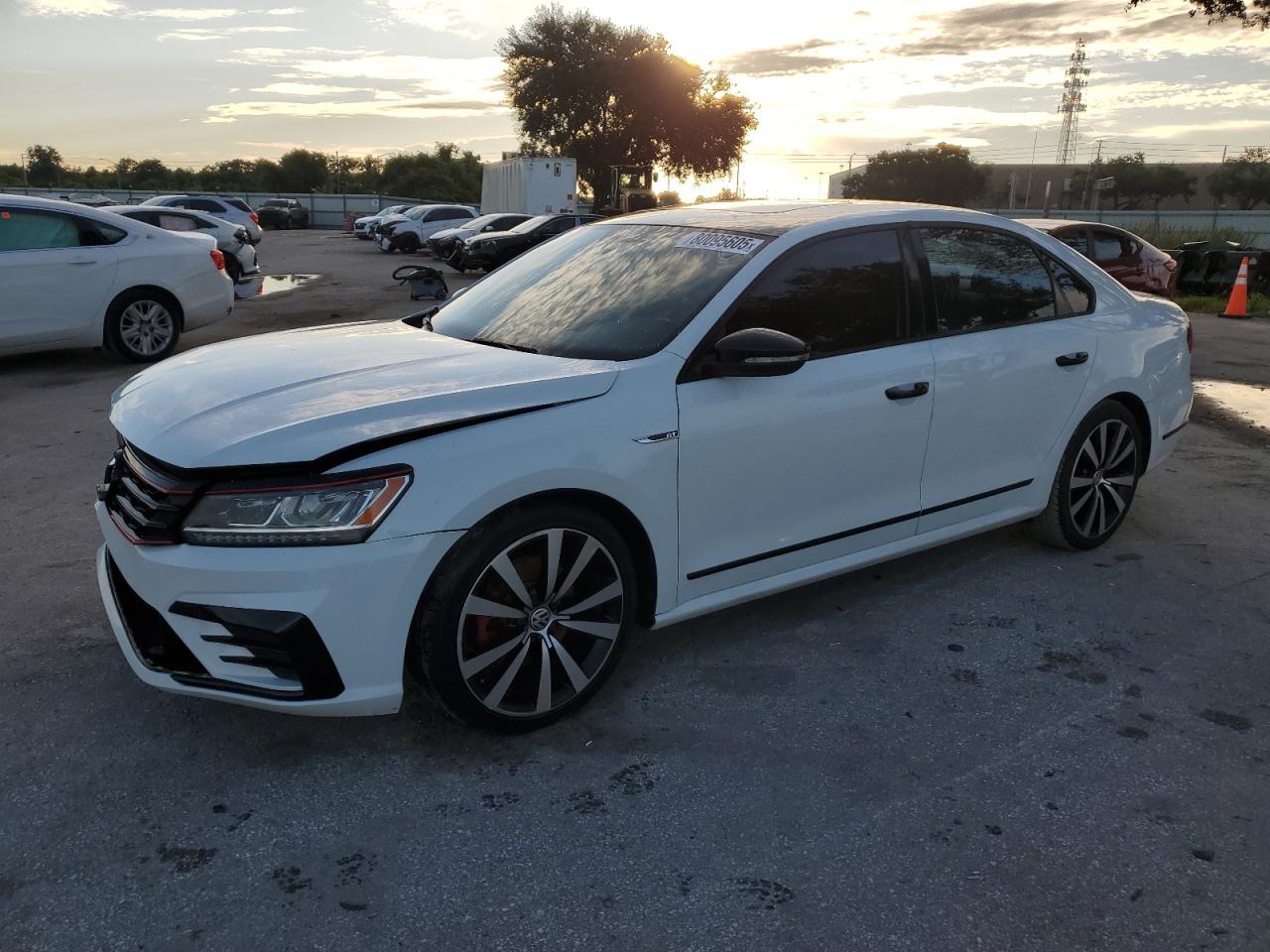 2018 Volkswagen Passat Gt