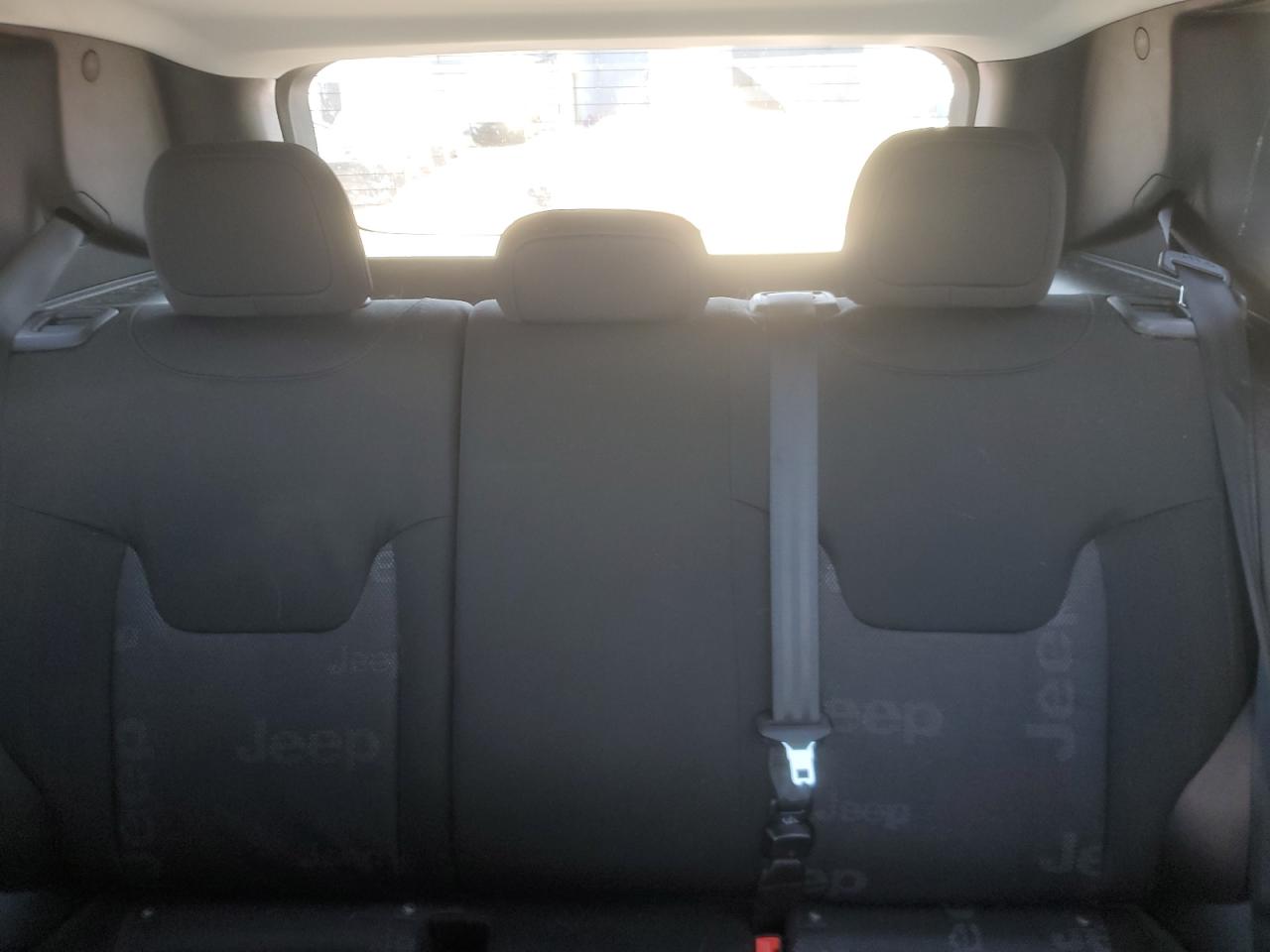 2017 Jeep Renegade Sport VIN: ZACCJBAB8HPE54766 Lot: 81527875