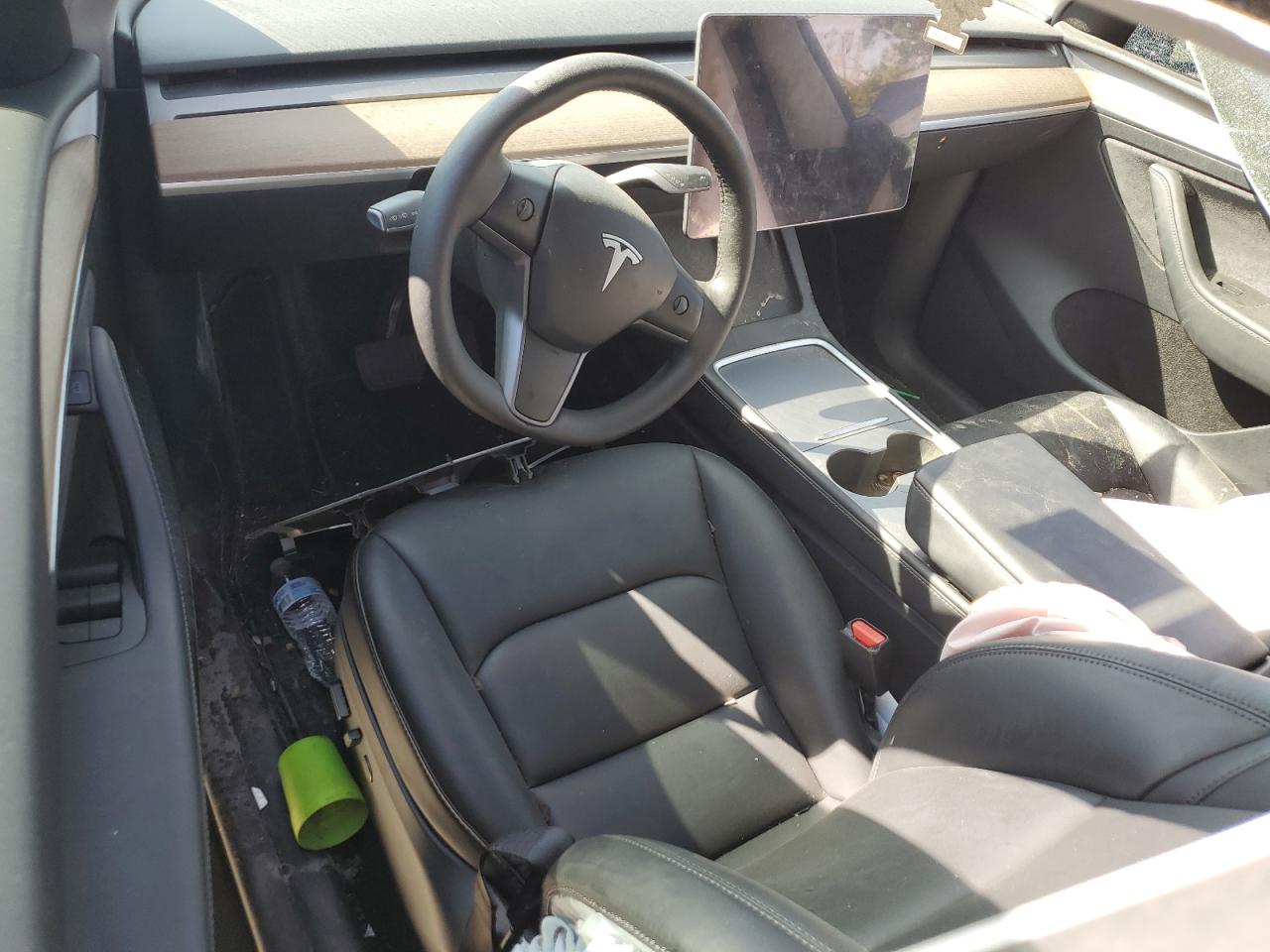 2024 Tesla Model Y VIN: 7SAYGDED5RF092368 Lot: 81470175