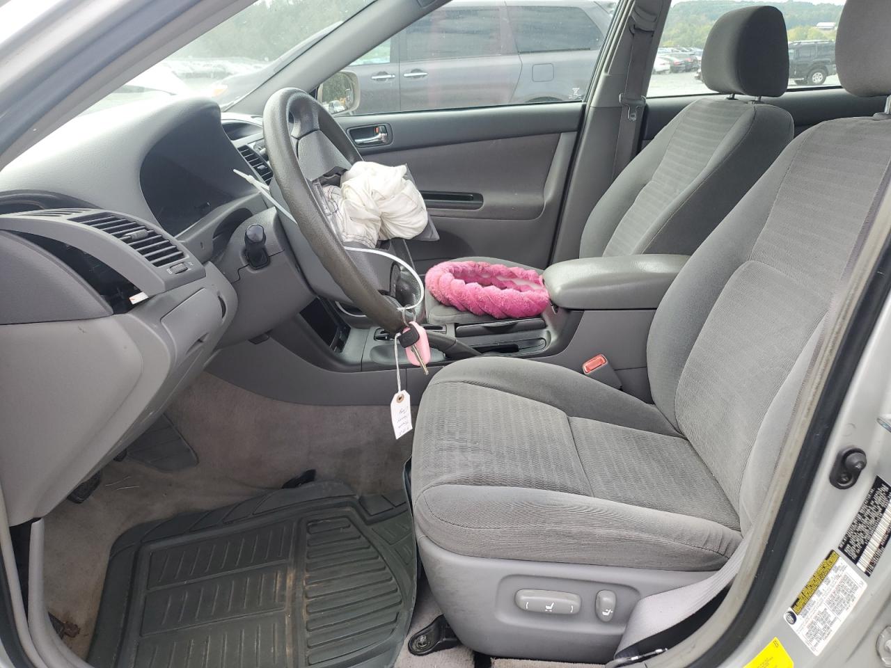 2005 Toyota Camry Le VIN: 4T1BE30K05U425016 Lot: 86147555