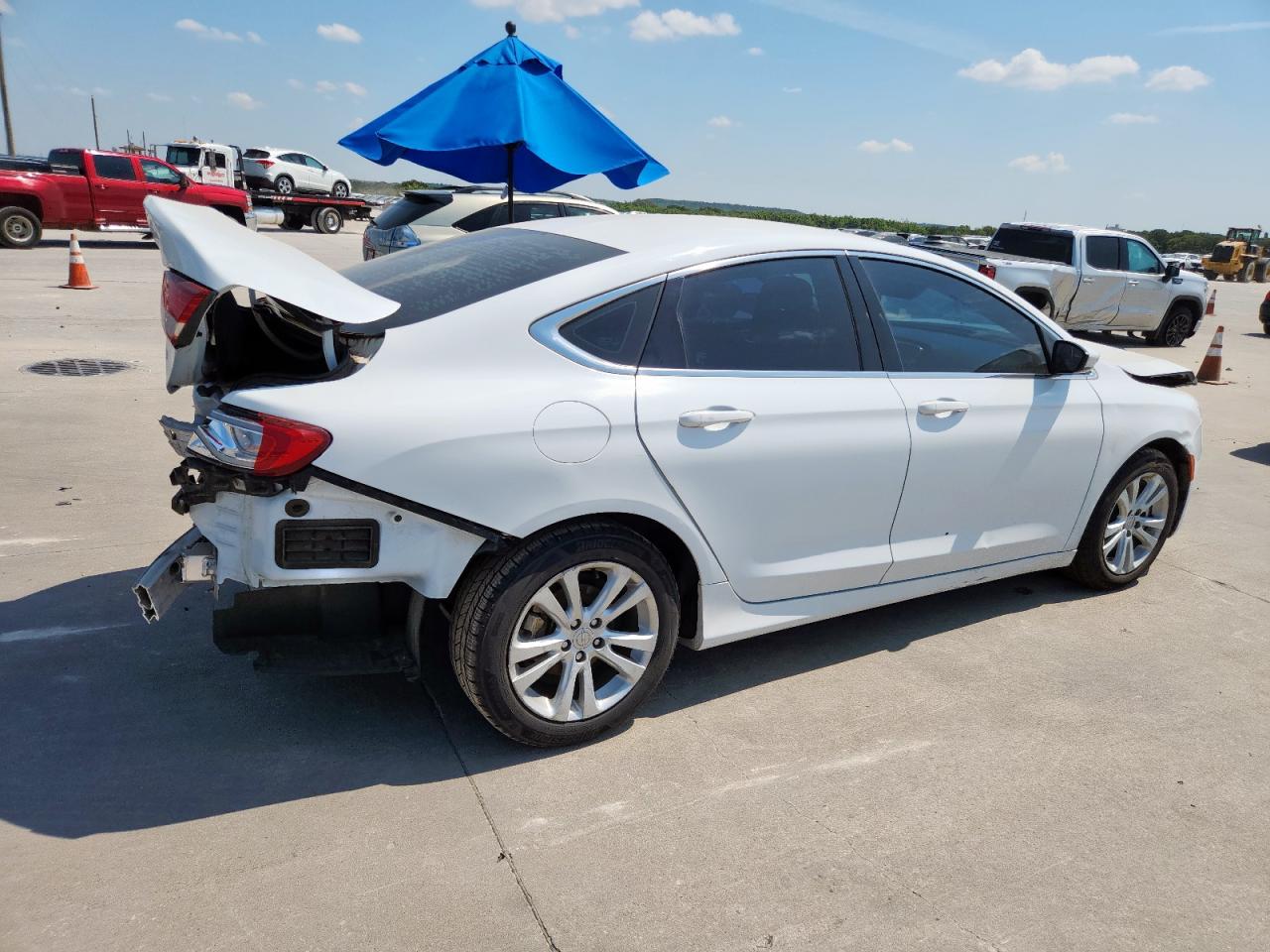 2016 Chrysler 200 Limited VIN: 1C3CCCAB4GN102067 Lot: 83988055