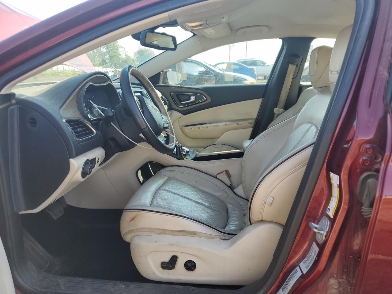 2015 Chrysler 200 C VIN: 1C3CCCCB5FN561622 Lot: 81822605