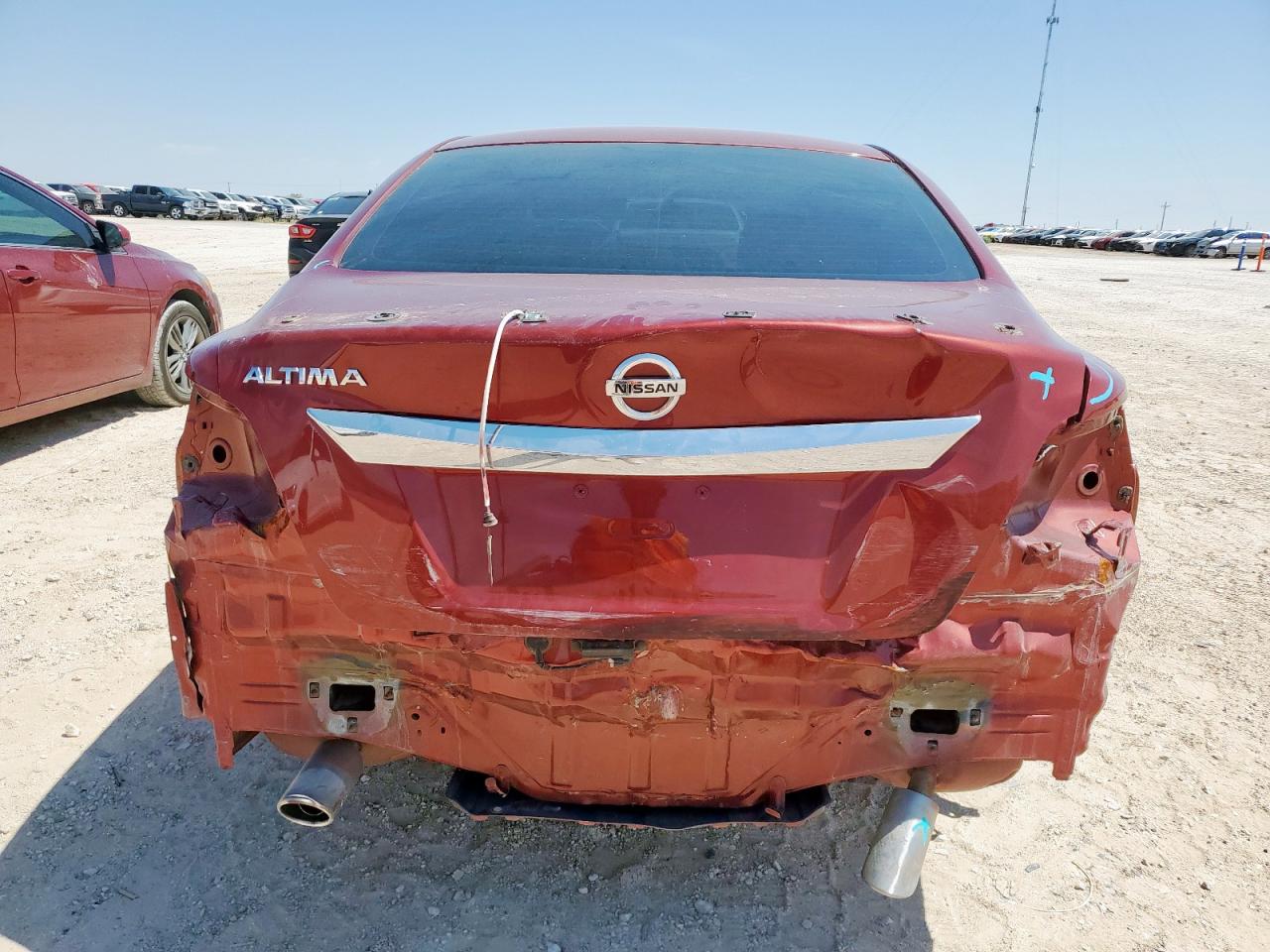 2015 Nissan Altima 2.5 VIN: 1N4AL3AP8FC266677 Lot: 70694715