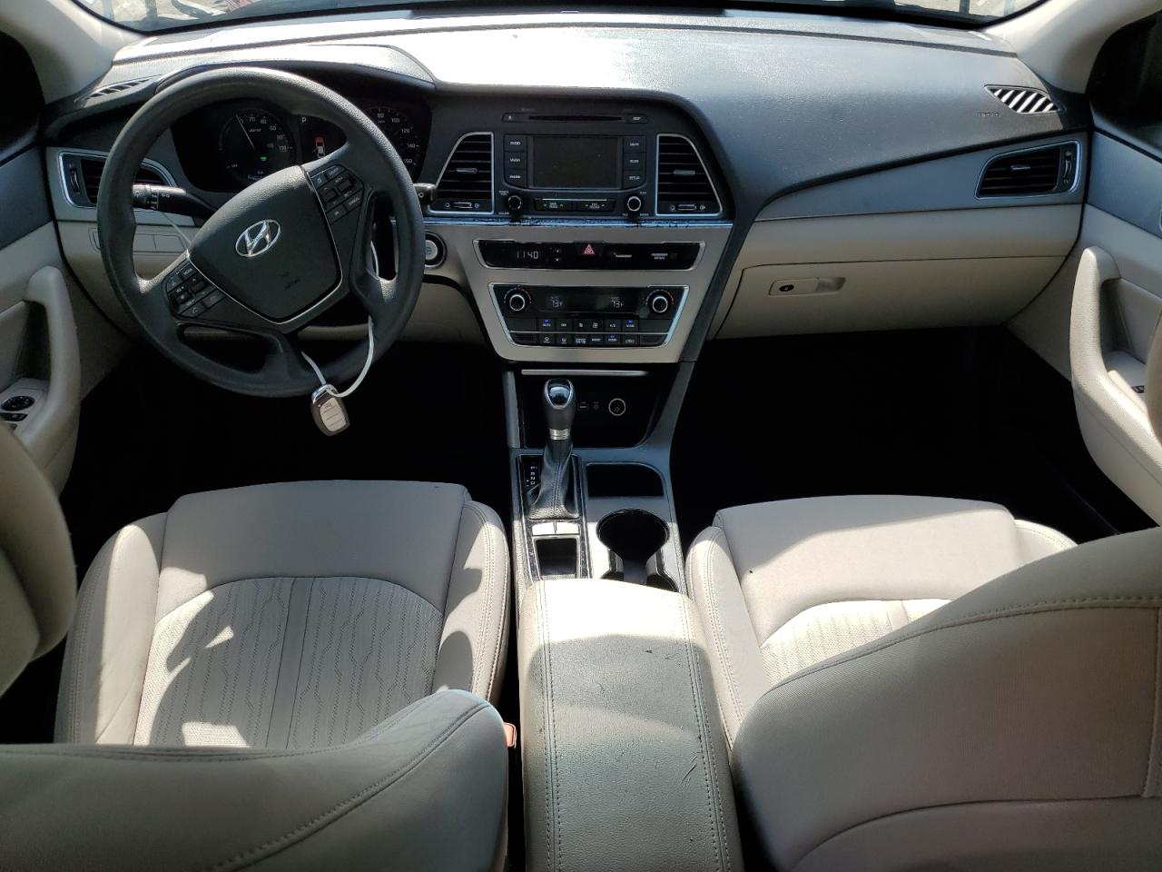 2016 Hyundai Sonata Hybrid VIN: KMHE24L11GA042009 Lot: 80857245