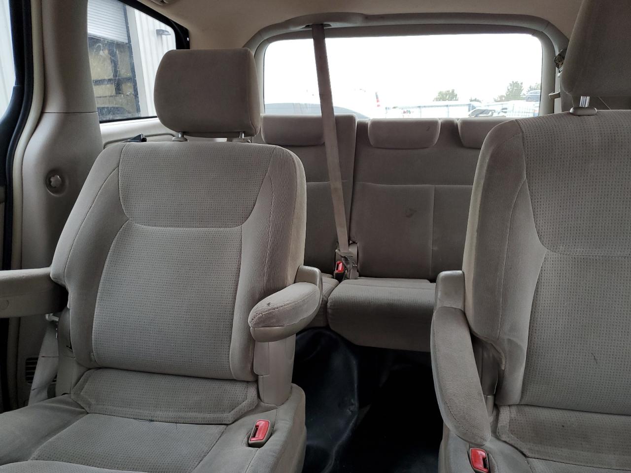 2004 Toyota Uk VIN: 5TDZA23C74S156383 Lot: 81723625