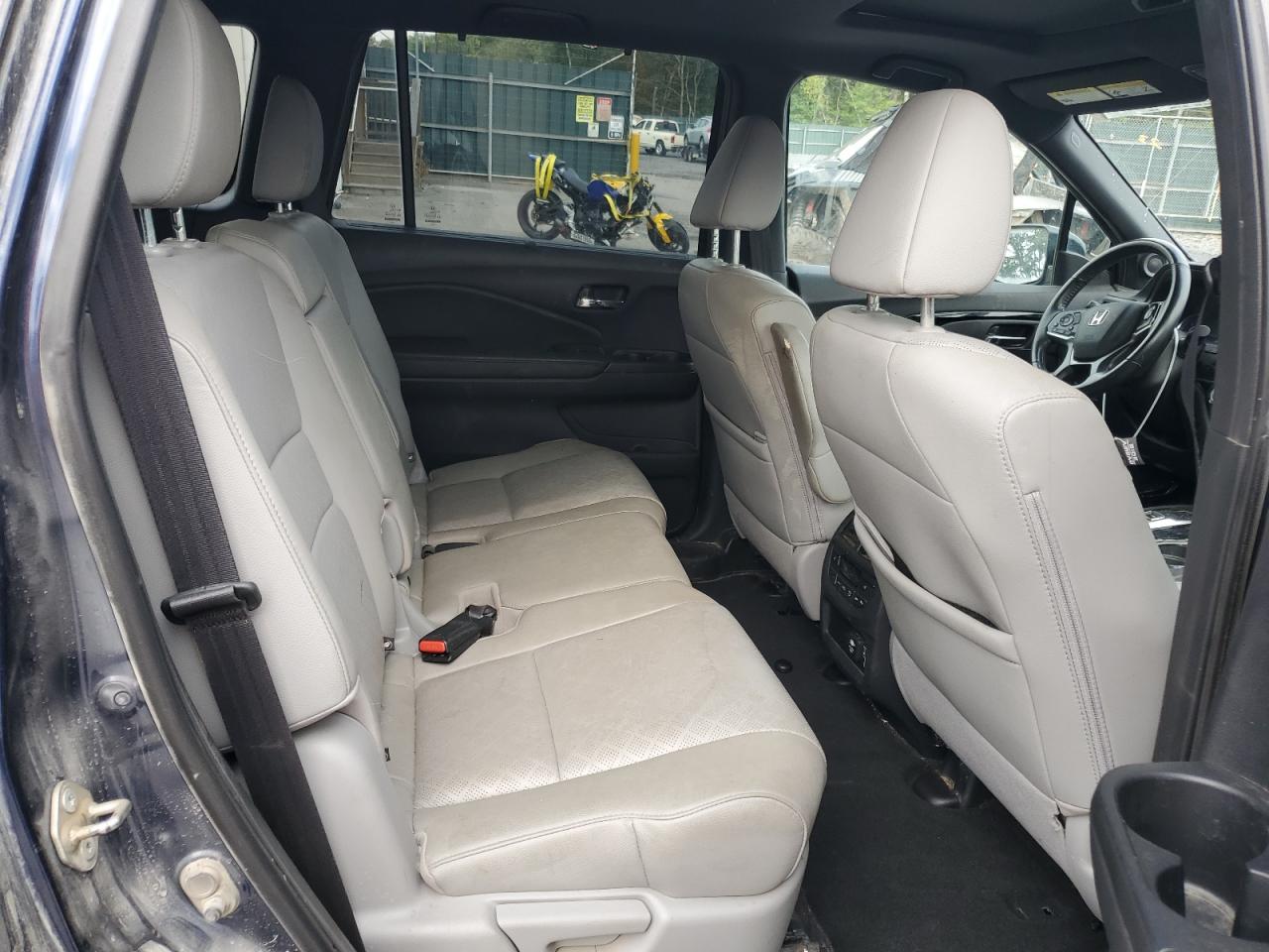 2019 Honda Passport Touring VIN: 5FNYF8H91KB013489 Lot: 81443725