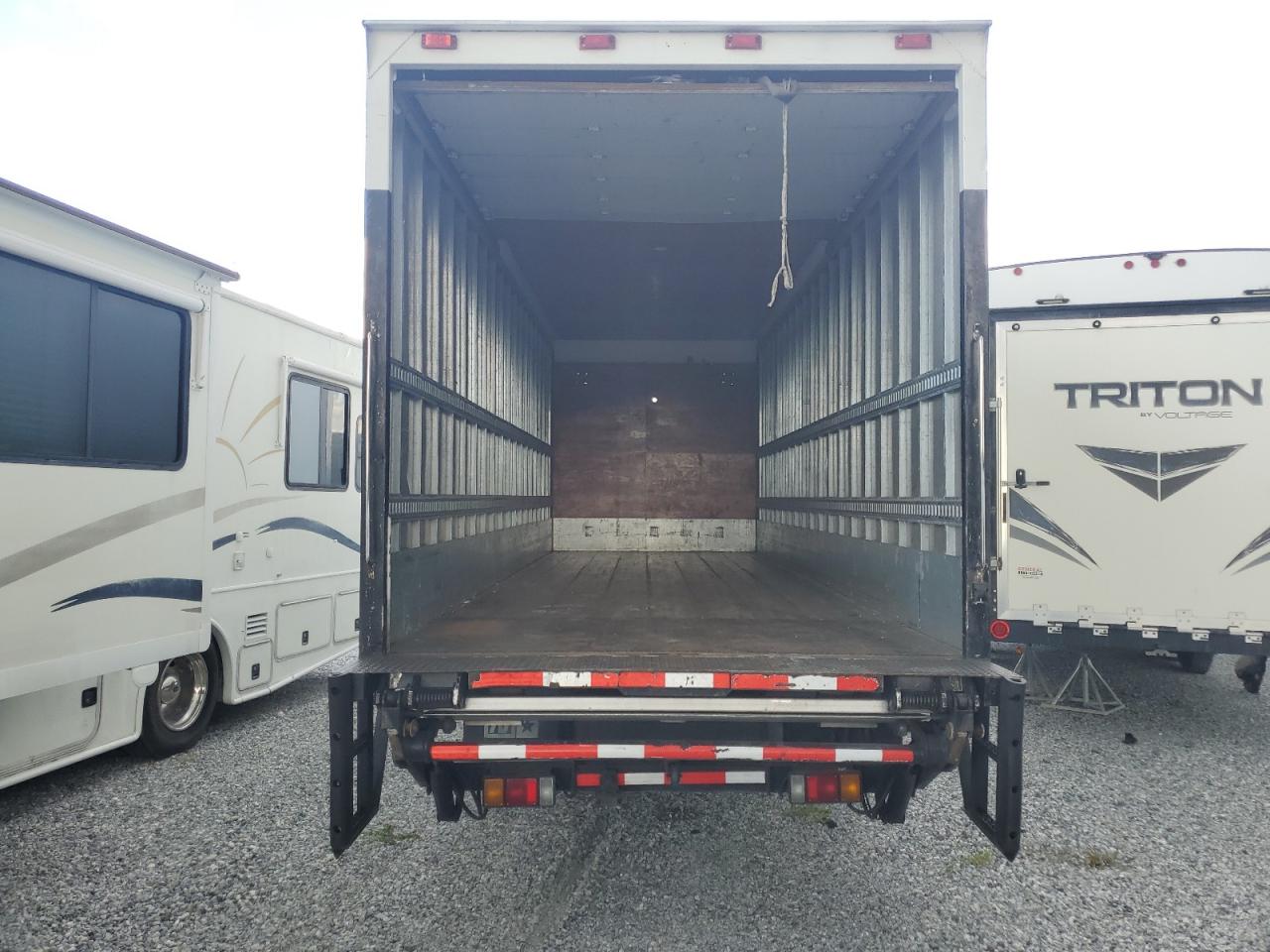 2023 Isuzu Ftr - Expeditor Truck VIN: 54DK6S1F2PSA51261 Lot: 81010005