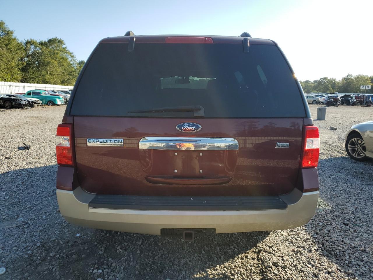 2010 Ford Expedition Eddie Bauer VIN: 1FMJU1H51AEB61066 Lot: 71635365