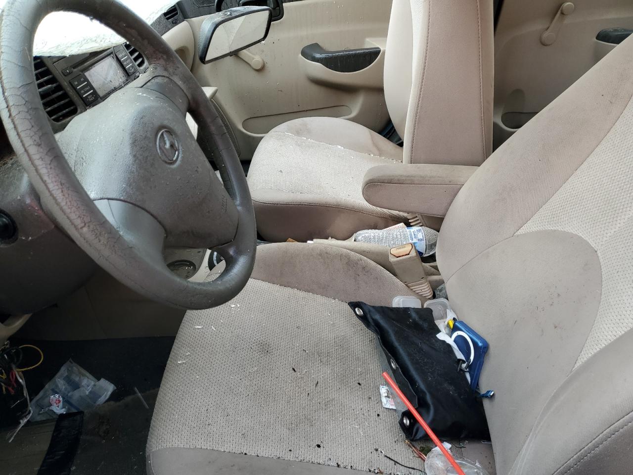 2010 Hyundai Accent Gls VIN: KMHCN4AC6AU458064 Lot: 81116295