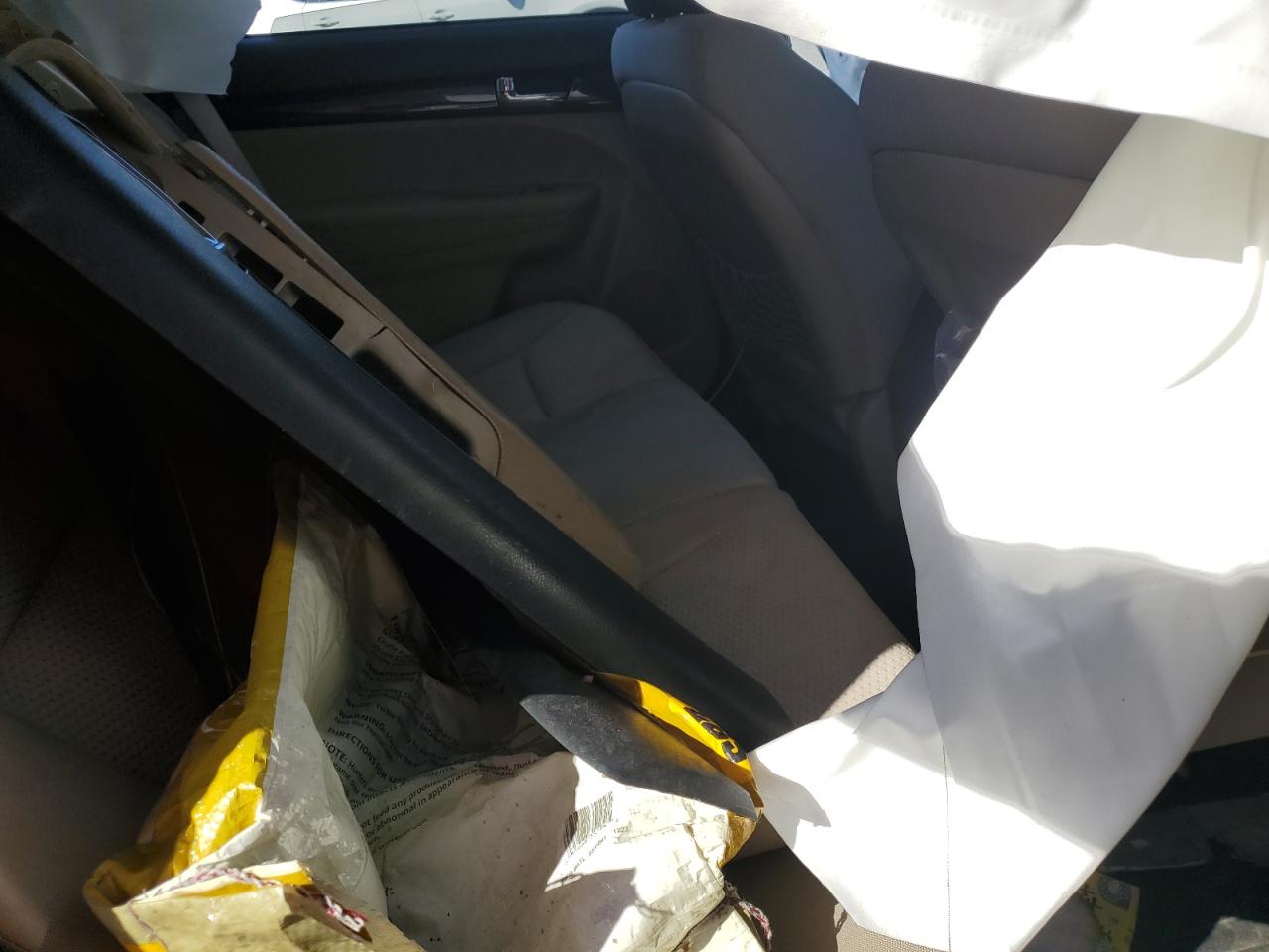 2011 Kia Sorento Base VIN: 5XYKT3A12BG135700 Lot: 81226935