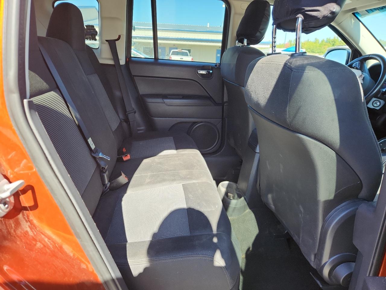 2012 Jeep Compass Latitude VIN: 1C4NJDEB7CD588335 Lot: 81693115