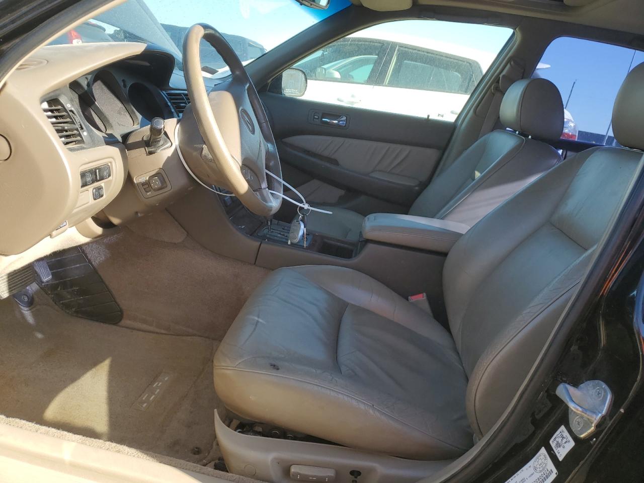 2002 Acura 3.5Rl VIN: JH4KA96502C800424 Lot: 80363255