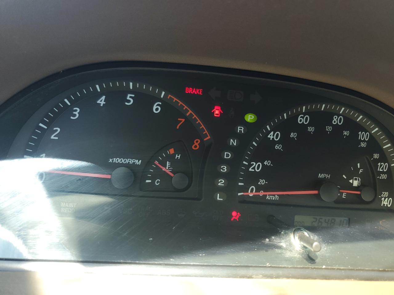 2004 Toyota Camry Le VIN: 4T1BF32KX4U570301 Lot: 71390505