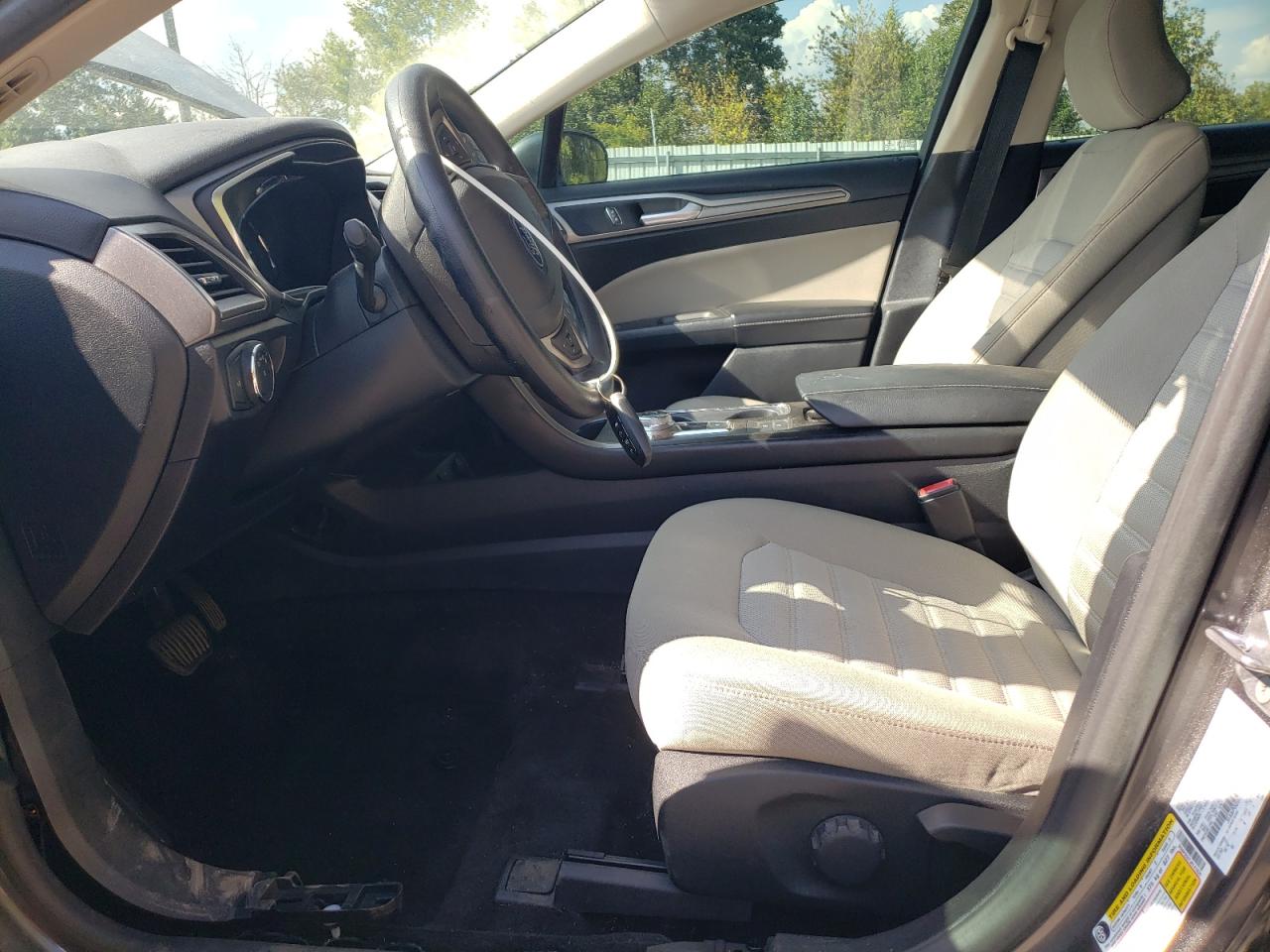 2018 Ford Fusion S Hybrid VIN: 3FA6P0UU7JR141822 Lot: 80843105