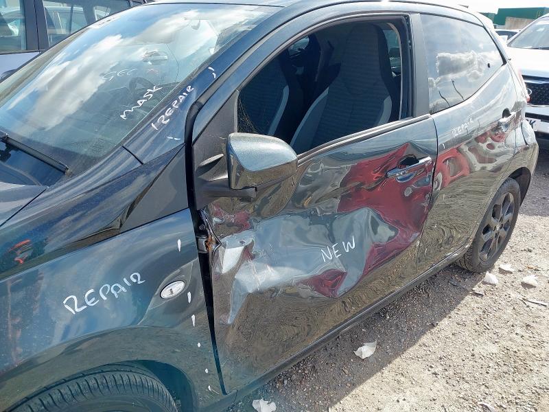 2019 TOYOTA AYGO X-TREND