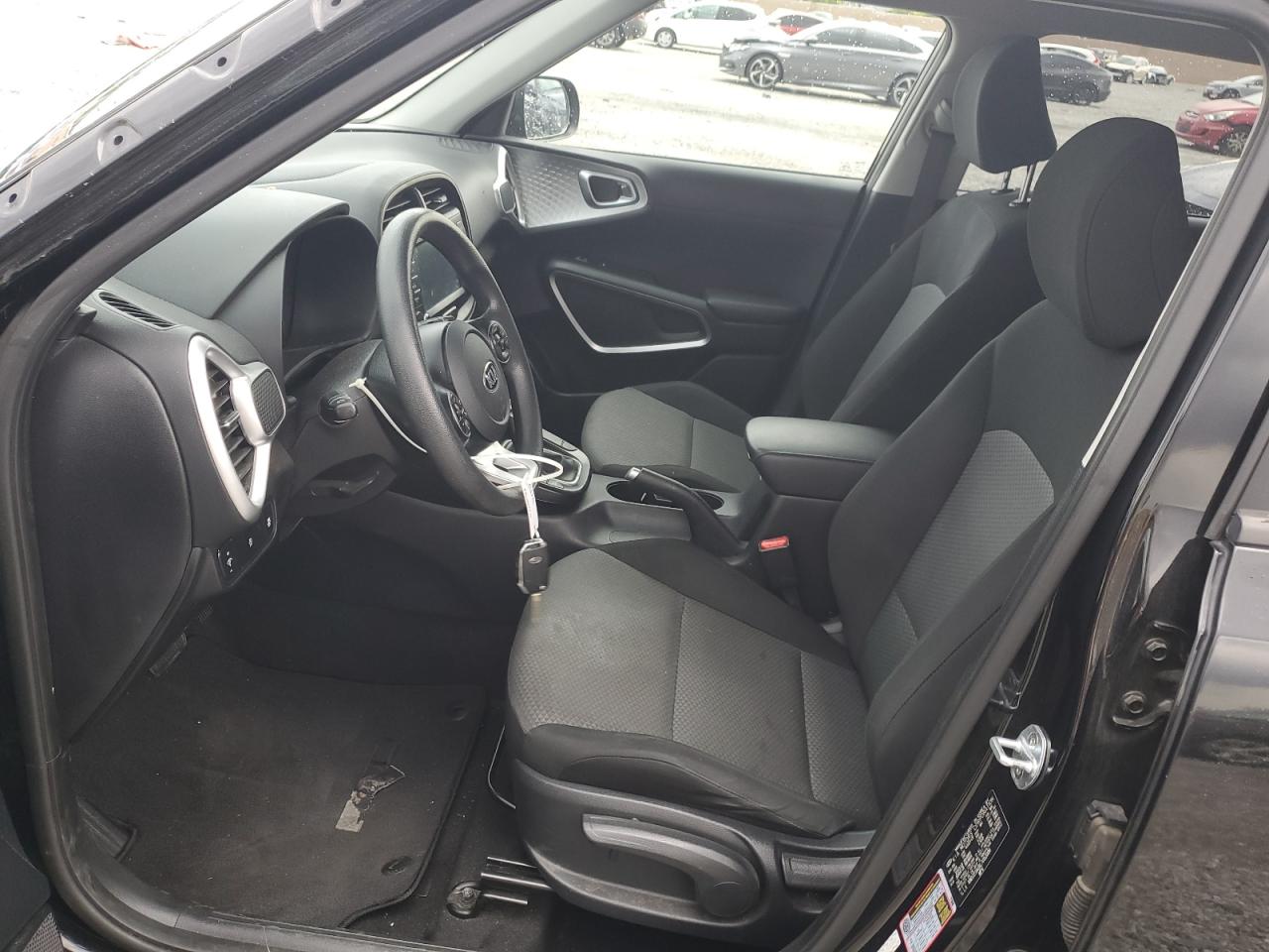 2020 Kia Soul Lx VIN: KNDJ23AUXL7052006 Lot: 81321705