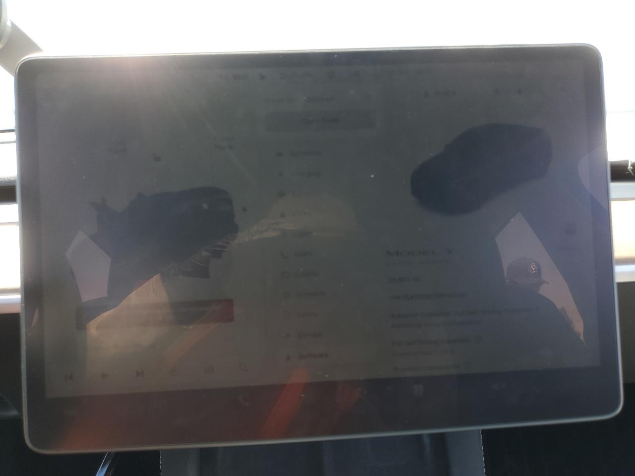 2024 Tesla Model Y VIN: 7SAYGDED1RF100241 Lot: 80306145