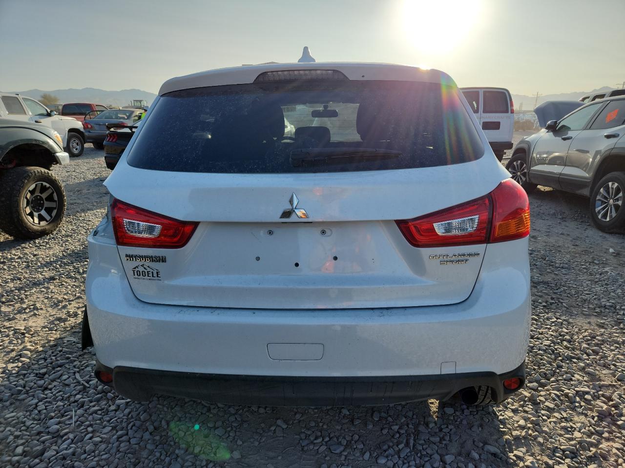 2017 Mitsubishi Outlander Sport Es VIN: JA4AP3AU7HZ029208 Lot: 81050865