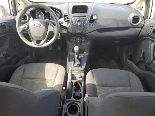  FORD FIESTA 2015 Srebrny
