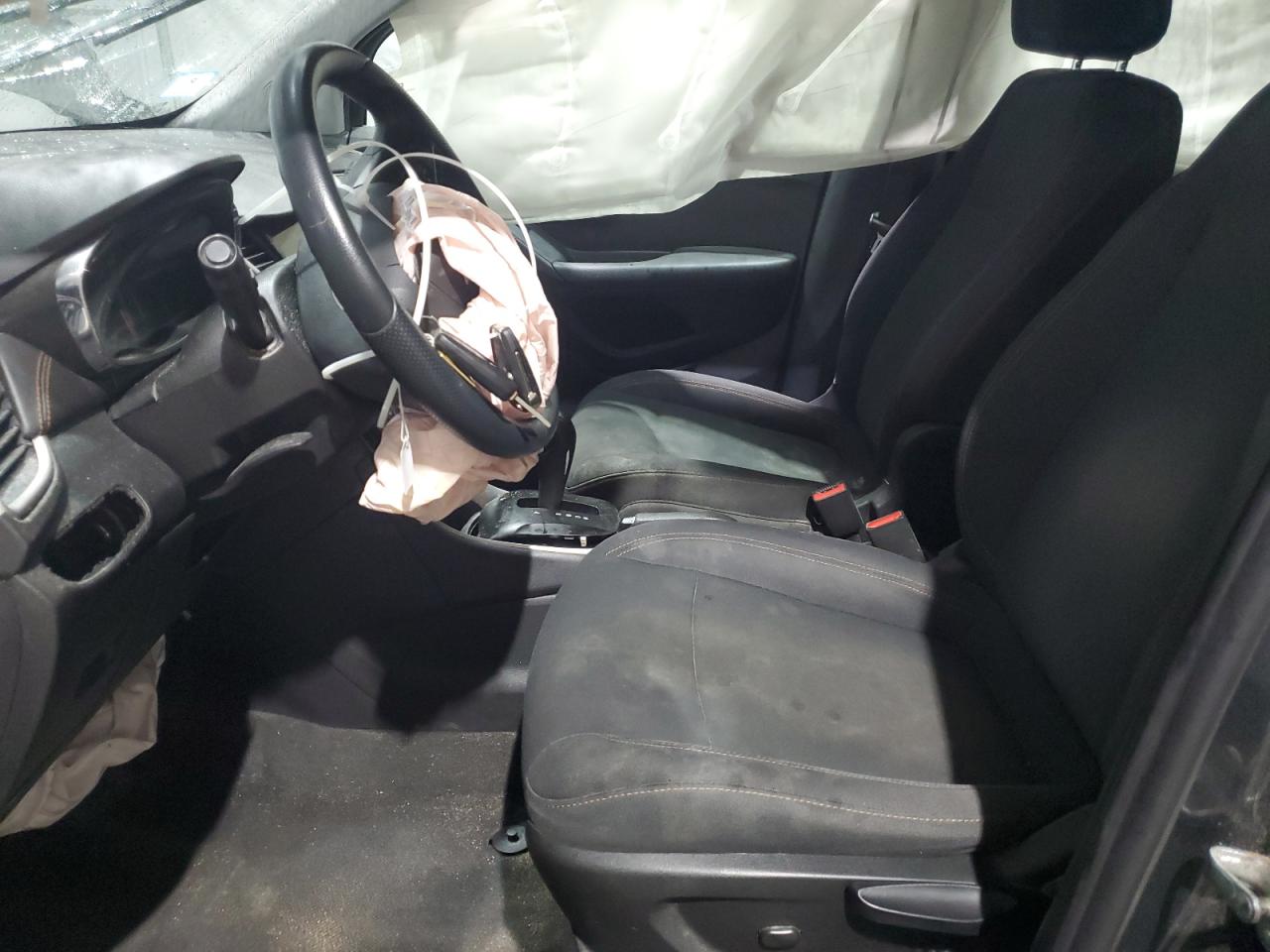 2019 Chevrolet Trax Ls VIN: 3GNCJNSB4KL347446 Lot: 81745415