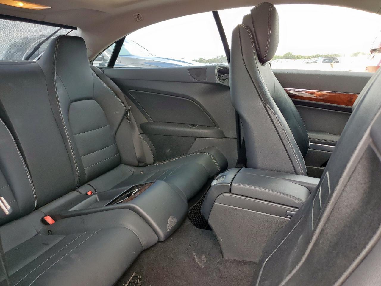 2010 Mercedes-Benz E 350 VIN: WDDKJ5GB1AF005741 Lot: 81409855