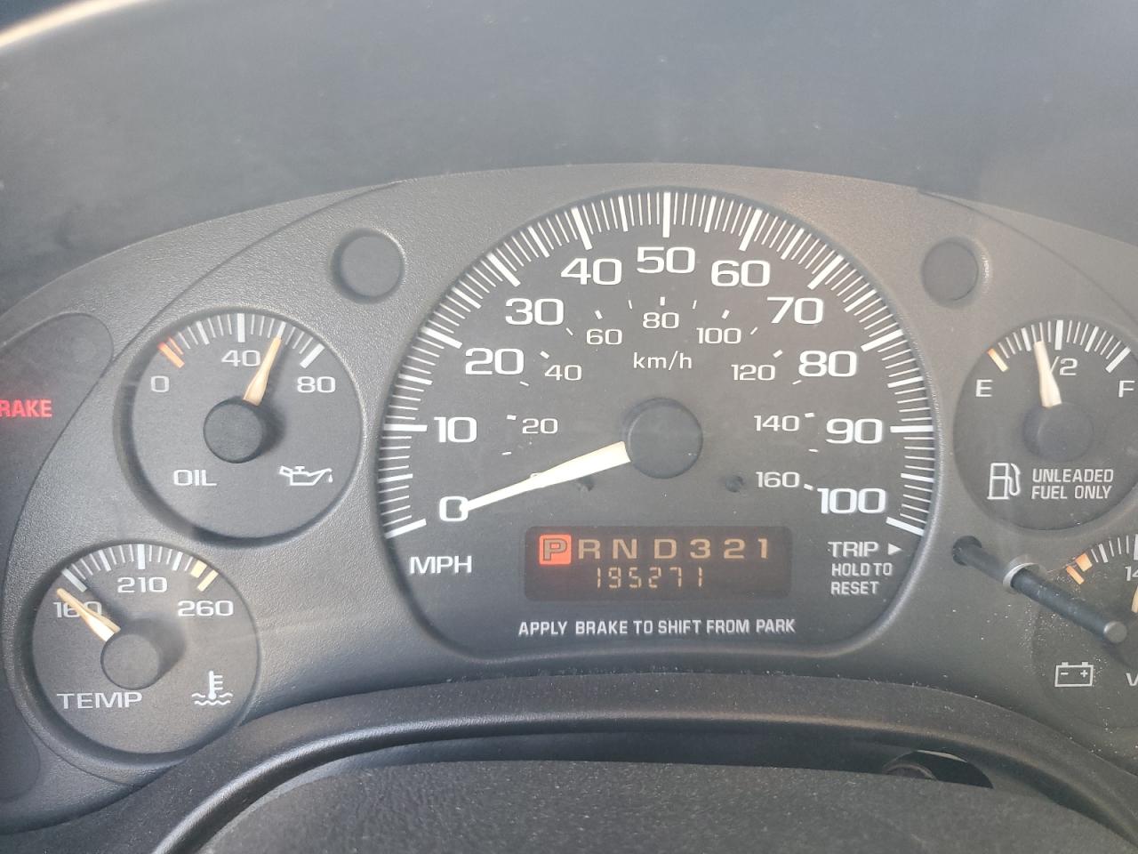 2002 Chevrolet Express G2500 VIN: 1GCFG25M821141523 Lot: 82061115