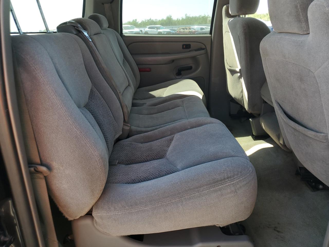 2004 Chevrolet Suburban C1500 VIN: 3GNEC16TX4G108008 Lot: 81696155