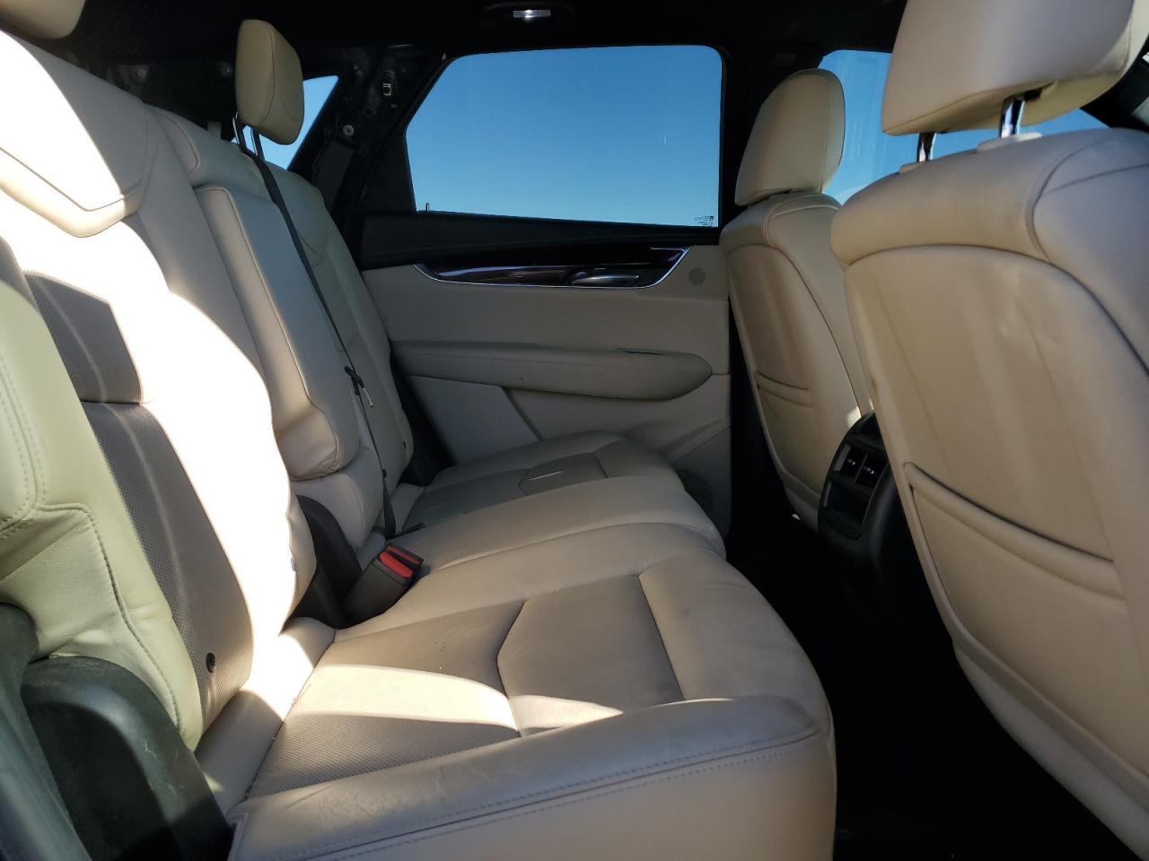 2017 Cadillac Xt5 Premium Luxury VIN: 1GYKNERS5HZ197065 Lot: 84273155