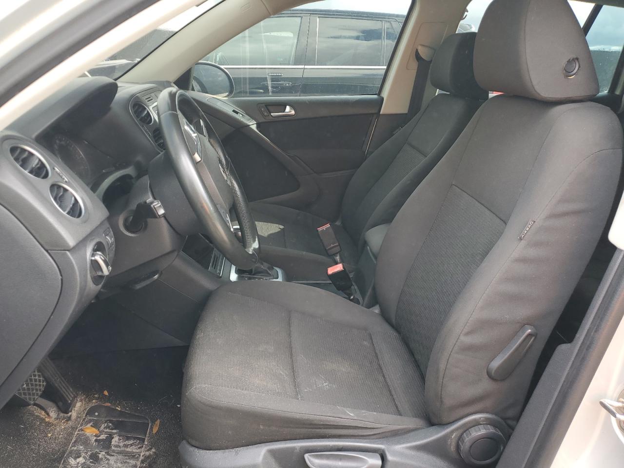 2015 Volkswagen Tiguan S VIN: WVGAV7AX1FW509395 Lot: 80302055