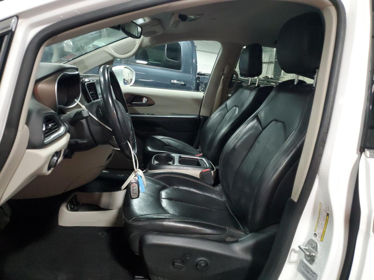 2017 Chrysler Pacifica Touring L Plus VIN: 2C4RC1EG6HR622405 Lot: 84044245