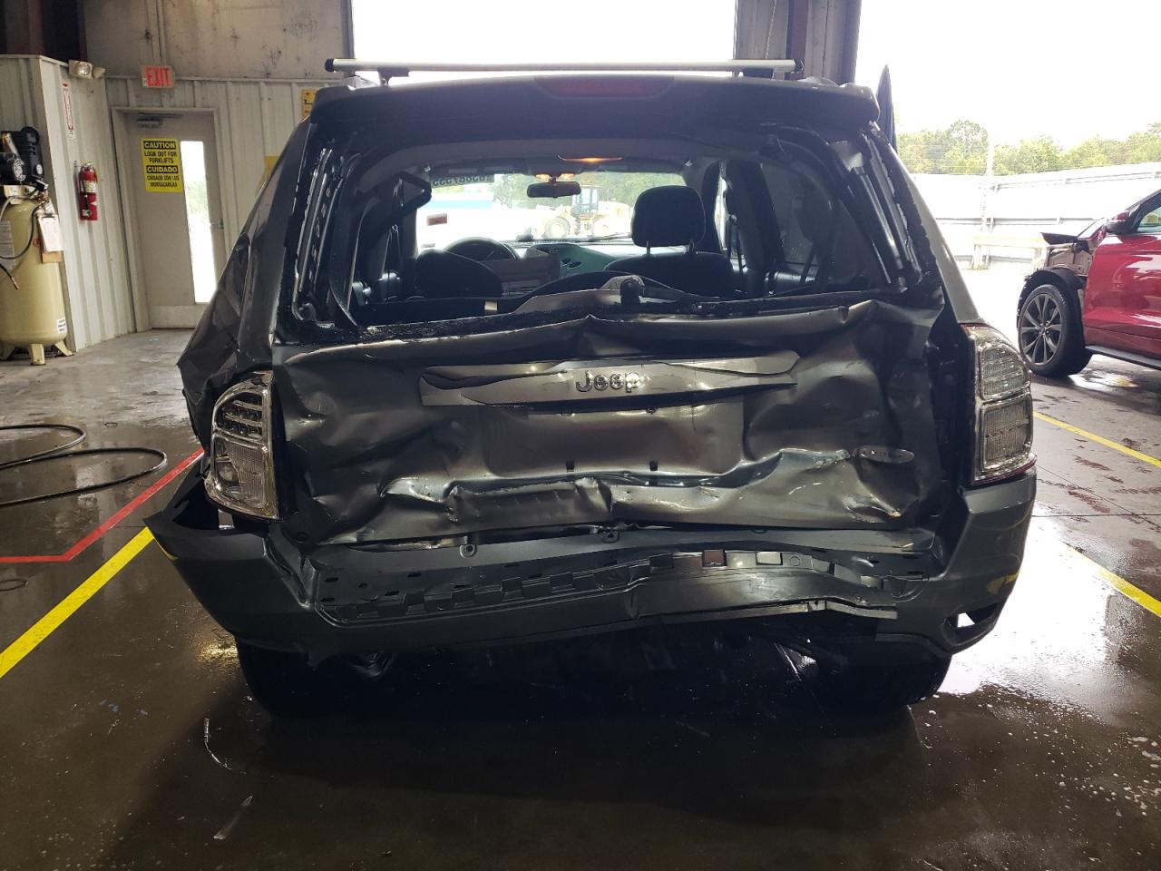 2012 Jeep Compass Latitude VIN: 1C4NJCEA8CD559976 Lot: 83887555